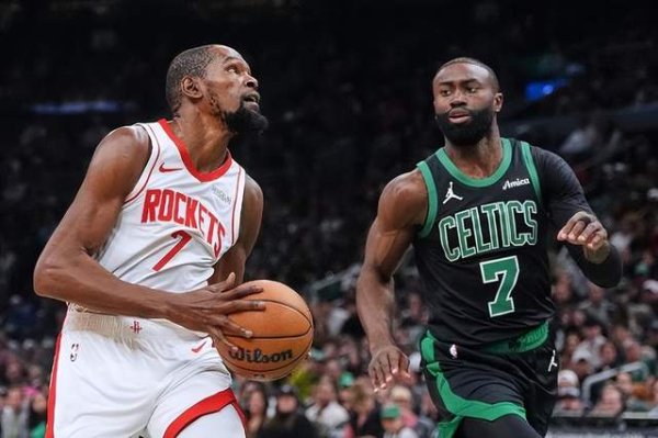 泛策略 三连胜，火箭7人得分上双大胜凯尔特人，上赛季西部亚军回来了